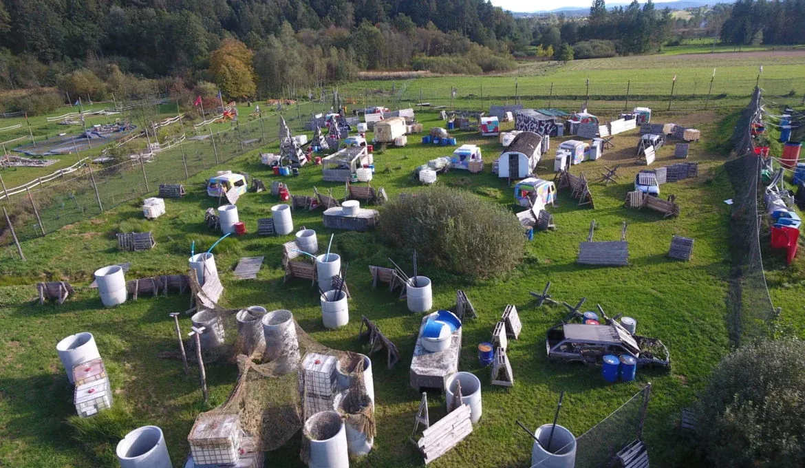 Profesjonalny sprzęt paintballowy w Arenie Mocy