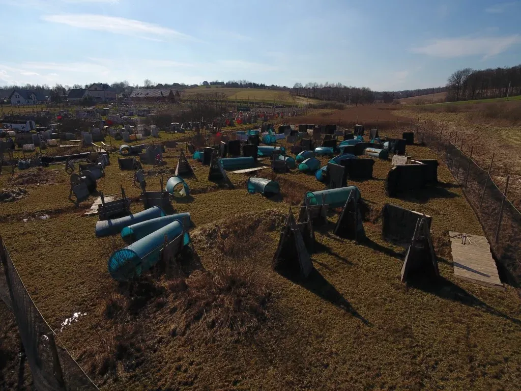 Arena Mocy - idealne miejsce na urodziny paintballowe